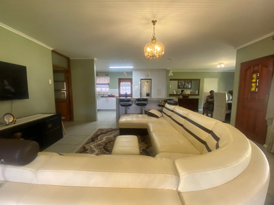 To Let 3 Bedroom Property for Rent in Gonubie Eastern Cape